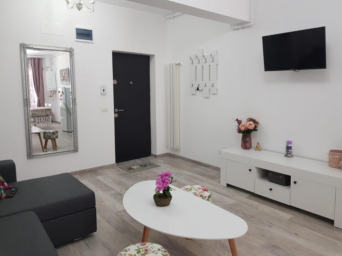 Prime Rose, 2 Camere, Mamaia Nord Năvodari Kültér fotó